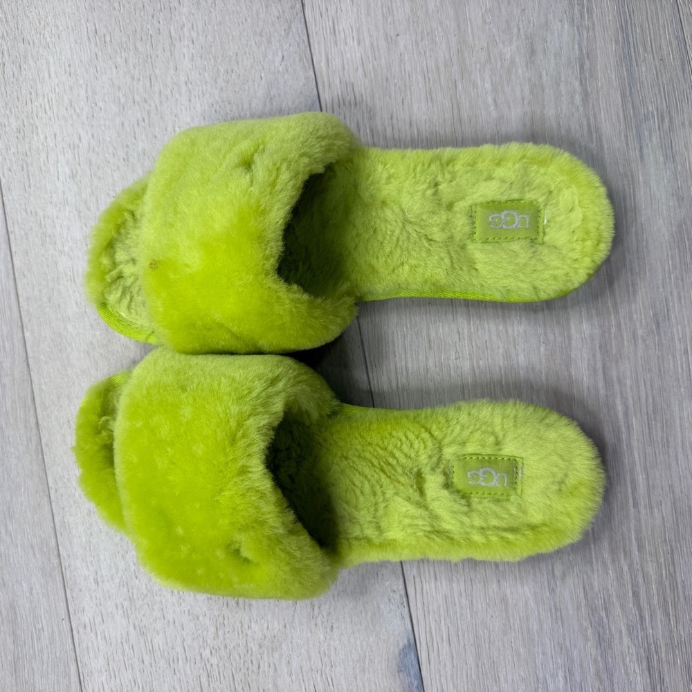 UGG Fur Sandals - Picture 4 of 12